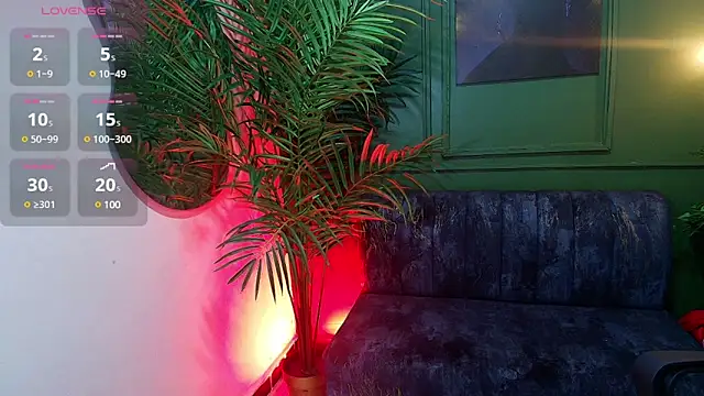 emilybaboo online show from March 10, 2025, 4:14 pm