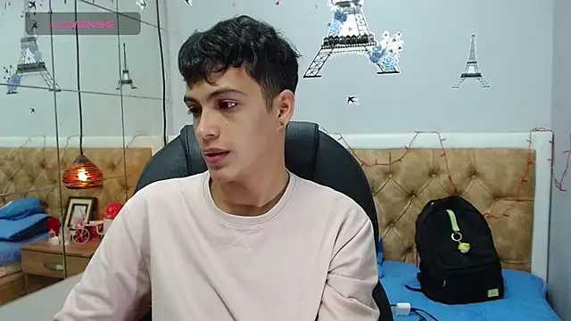 Snapshot of SkinnyBoy_ chatting on January 12, 2025, 3:46 pm SkinnyBoy online show from January 12, 2025, 3:46 pm