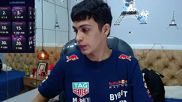 Snapshot of SkinnyBoy_ chatting on January 23, 2025, 12:30 pm SkinnyBoy online show from January 23, 2025, 12:30 pm