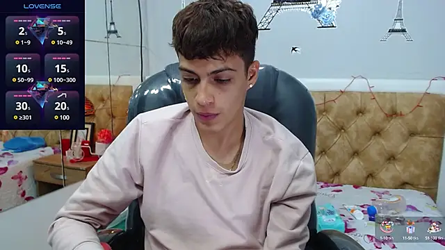 Snapshot of SkinnyBoy_ chatting on February 5, 2025, 3:31 pm SkinnyBoy online show from February 5, 2025, 3:31 pm