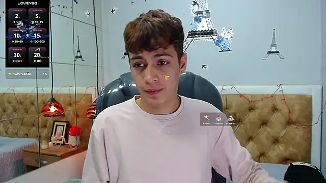 Snapshot of SkinnyBoy_ chatting on February 21, 2025, 3:32 pm SkinnyBoy online show from February 21, 2025, 3:32 pm
