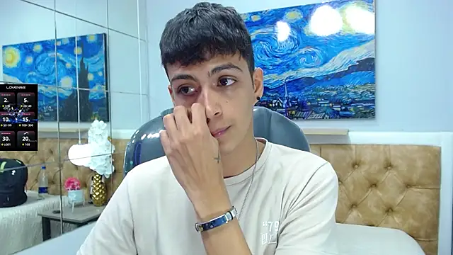 Snapshot of SkinnyBoy_ chatting on September 12, 2025, 3:34 pm SkinnyBoy online show from September 12, 2025, 3:34 pm