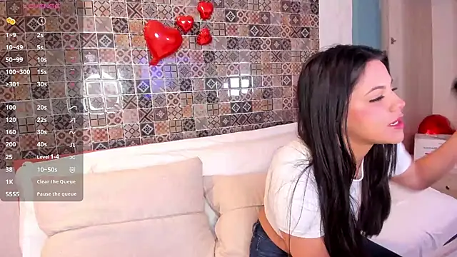 Snapshot of Sophia_wilsonn_ chatting on February 7, 2025, 11:12 am Sophia wilsonn online show from February 7, 2025, 11:12 am