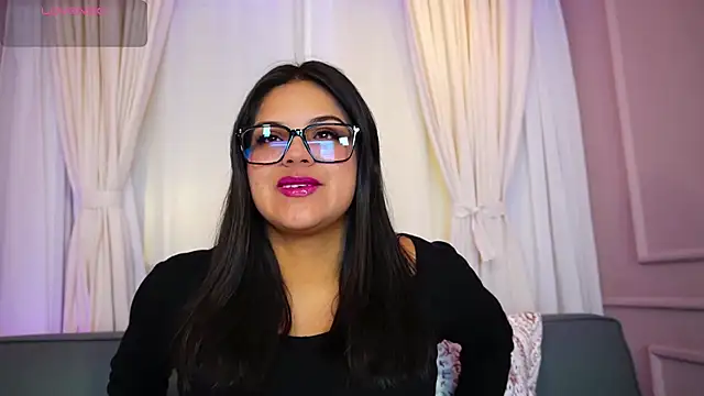 Snapshot of Sophia_wilsonn_ chatting on September 14, 2025, 8:24 am Sophia wilsonn online show from September 14, 2025, 8:24 am