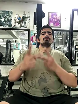 Snapshot of shivani0999 chatting on September 12, 2025, 12:11 am shivani0999 online show from September 12, 2025, 12:11 am