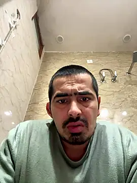 Snapshot of shivani0999 chatting on January 11, 2026, 11:43 pm shivani0999 online show from January 11, 2026, 11:43 pm