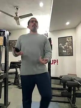 Snapshot of shivani0999 chatting on January 14, 2026, 12:49 am shivani0999 online show from January 14, 2026, 12:49 am