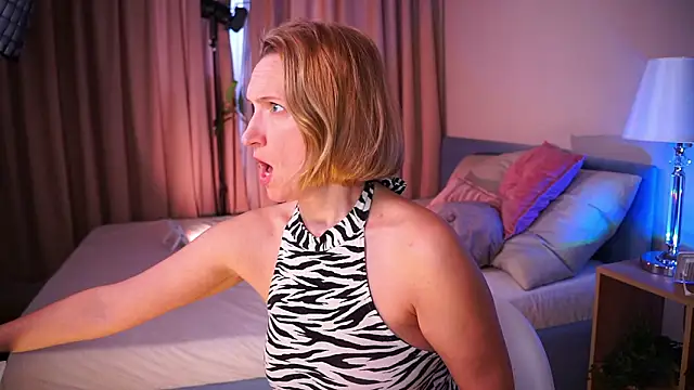 UmaTruewoman online show from March 20, 2026, 2:44 pm