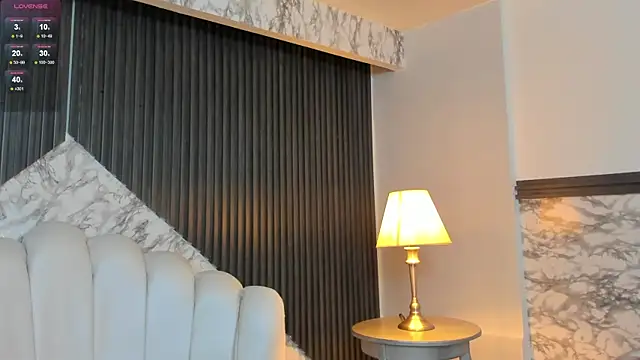 MeganDraco  online show from January 25, 2025, 12:16 pm