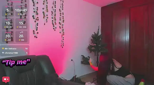 bonnie moon  online show from December 17, 2024, 10:22 pm