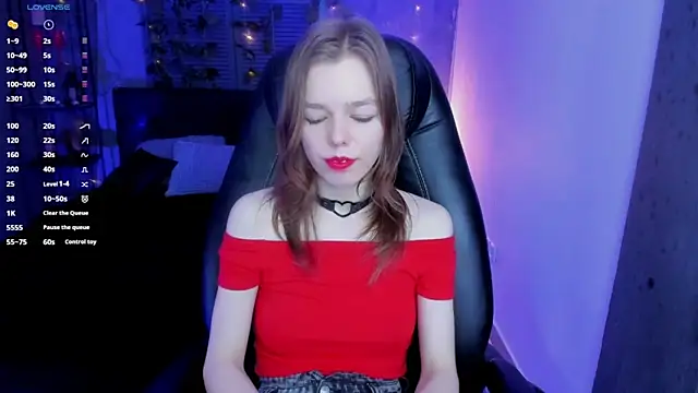 Tina Tayllor online show from February 3, 2025, 10:36 am