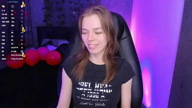 Tina Tayllor online show from February 26, 2025, 7:38 pm