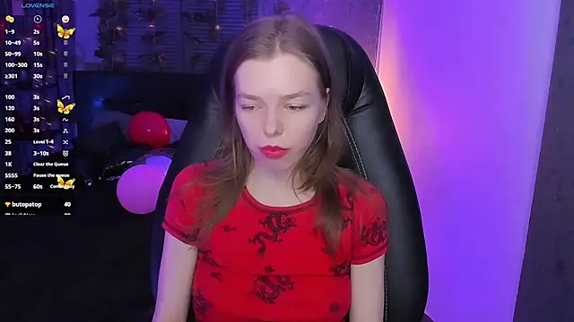 Tina Tayllor online show from March 5, 2025, 7:27 pm