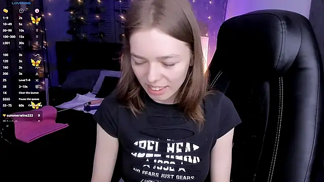 Tina Tayllor online show from March 19, 2025, 7:38 pm