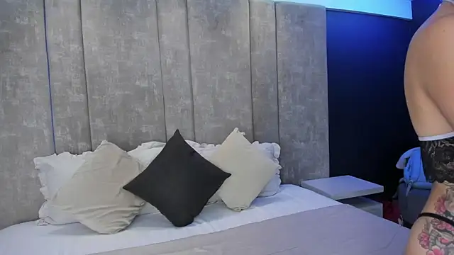 Susa1userma  online show from April 11, 2026, 8:29 am