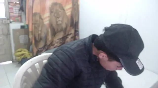 Snapshot of bby_santi chatting on February 11, 2026, 2:55 pm bby santi online show from February 11, 2026, 2:55 pm