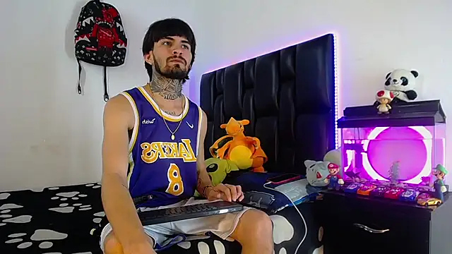 Brutal Sex Fucking online show from July 16, 2026, 9:54 pm