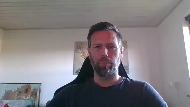 Snapshot of Gotta1 chatting on September 30, 2025, 1:16 pm Gotta1 online show from September 30, 2025, 1:16 pm