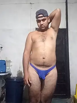 travieso2893 online show from May 18, 2026, 2:07 am