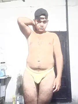 Snapshot of travieso2893 chatting on June 24, 2026, 3:05 am travieso2893 online show from June 24, 2026, 3:05 am
