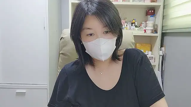 Snapshot of HaNa_Kim chatting on June 22, 2026, 3:47 am HaNa Kim online show from June 22, 2026, 3:47 am