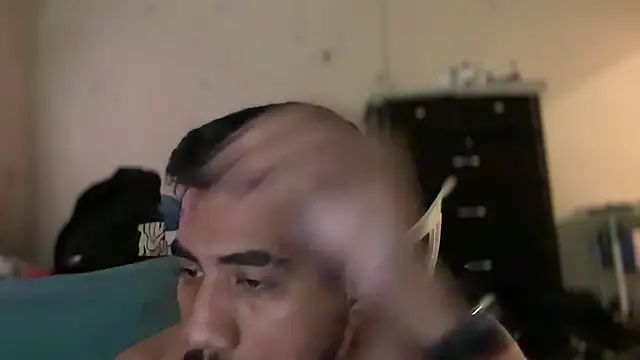 Snapshot of EnriquePersian197 chatting on January 7, 2025, 1:57 pm EnriquePersian197 online show from January 7, 2025, 1:57 pm