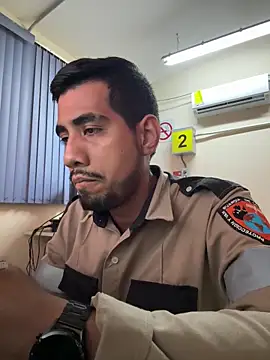 Snapshot of EnriquePersian197 chatting on February 3, 2025, 1:30 pm EnriquePersian197 online show from February 3, 2025, 1:30 pm