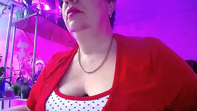  Sweet Woman online show from March 12, 2025, 4:30 am