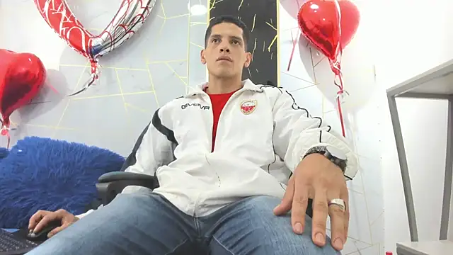 Steven x94 online show from February 17, 2026, 8:37 pm