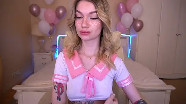 Snapshot of AnacondaOn chatting on February 13, 2025, 9:27 pm AnacondaOn online show from February 13, 2025, 9:27 pm