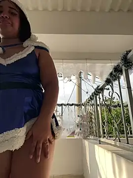 melyescobar online show from December 24, 2024, 12:11 pm