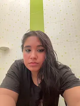 melyescobar online show from January 19, 2025, 3:10 pm