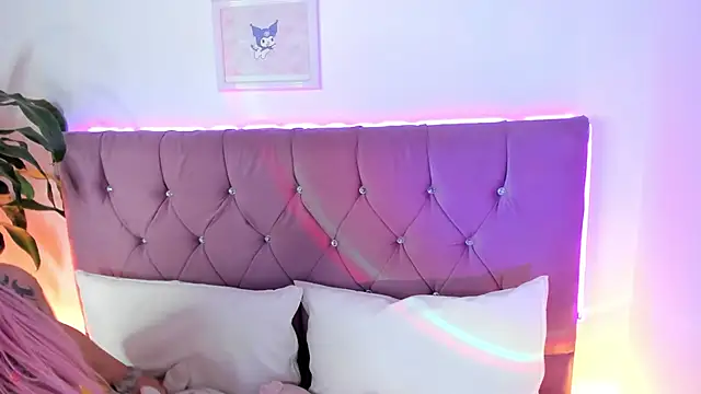 Kanao-Tsuyurii online show from February 11, 2025, 11:54 pm