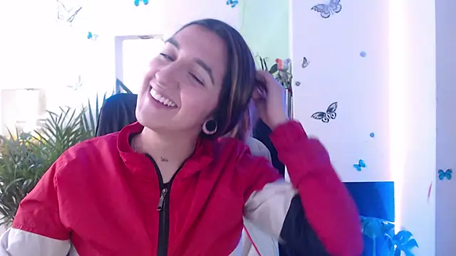 Lia-mitch online show from September 23, 2025, 5:49 pm