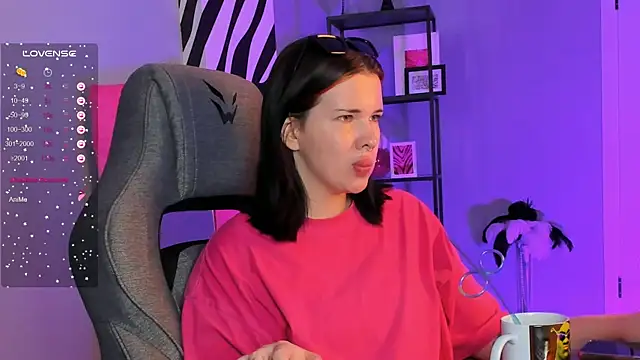 AliceSunday online show from September 21, 2025, 5:09 am