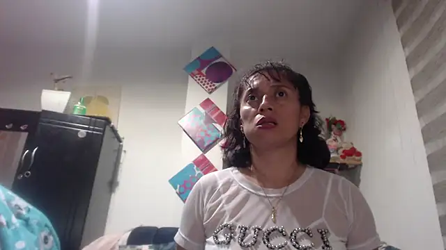 Snapshot of sexy_mary_69 chatting on October 18, 2025, 12:02 am sexy mary 69 online show from October 18, 2025, 12:02 am