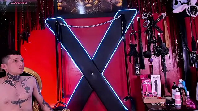 alexa n alex online show from April 7, 2026, 4:18 pm