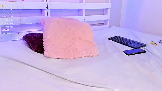 sherylgrey online show from December 30, 2024, 3:03 am