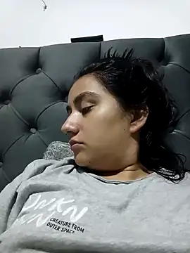 Hellen Alex online show from January 9, 2025, 2:29 pm