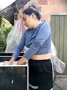 Hellen Alex online show from February 3, 2025, 3:06 pm