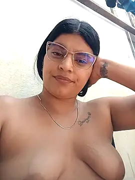 naughty-girl01 online show from January 31, 2025, 4:17 pm