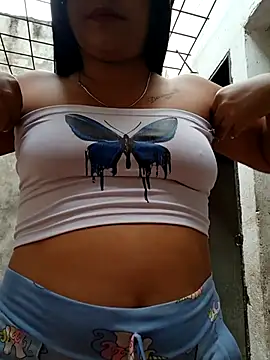 naughty-girl01 online show from February 13, 2025, 1:26 pm