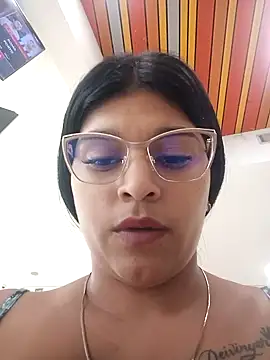 naughty-girl01 online show from February 20, 2025, 4:36 pm