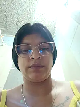 naughty-girl01 online show from February 24, 2025, 10:15 am