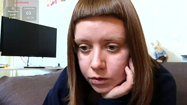 June shy0 online show from February 26, 2025, 11:09 am