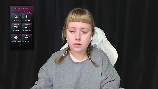 June shy0 online show from December 3, 2025, 7:49 am