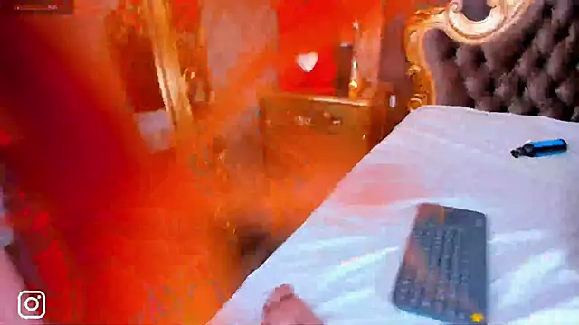 Snapshot of NahomiAcosta chatting on February 26, 2025, 3:10 am NahomiAcosta online show from February 26, 2025, 3:10 am