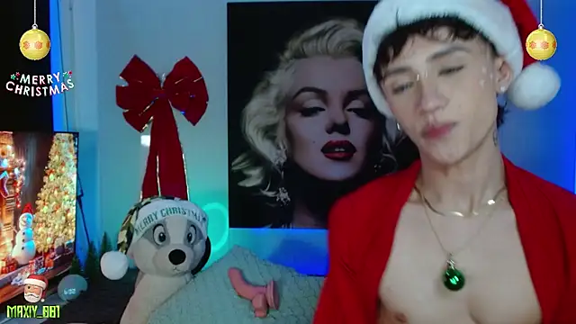 Snapshot of maxiy_001 chatting on December 21, 2024, 11:33 am maxiy 001 online show from December 21, 2024, 11:33 am