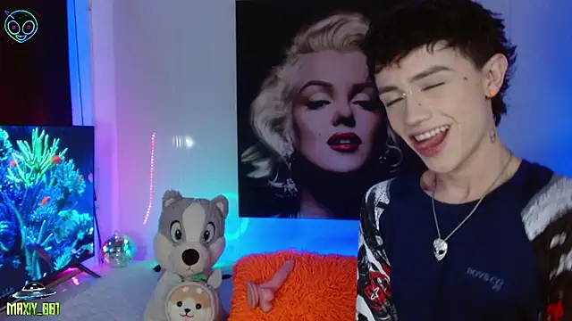 Snapshot of maxiy_001 chatting on February 23, 2025, 3:51 pm maxiy 001 online show from February 23, 2025, 3:51 pm