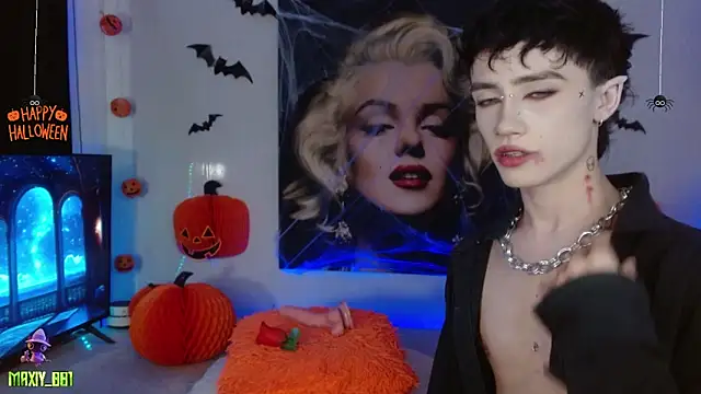 Snapshot of maxiy_001 chatting on October 5, 2025, 6:01 am maxiy 001 online show from October 5, 2025, 6:01 am